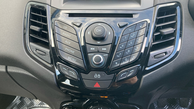 Ford Fiesta 1.25 82 Zetec 5dr Petrol Hatchback